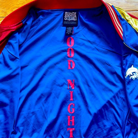 Harley Quinn Suicide Squad Jacket "Property of Joker" - Picture 3 of 5